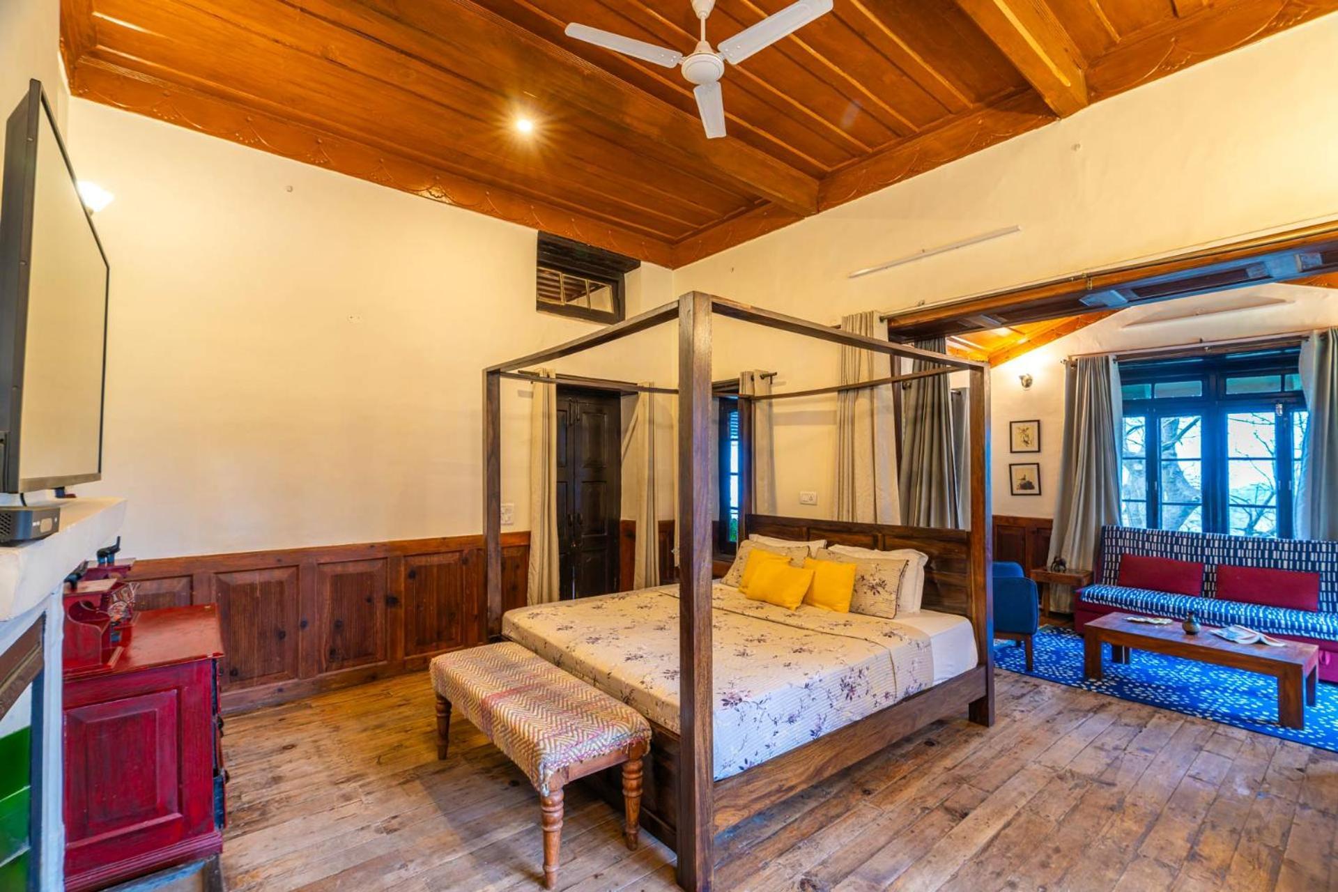 Stayvista At Padam Hill- Pet Friendly Villa With Garden Kasauli Exterior foto